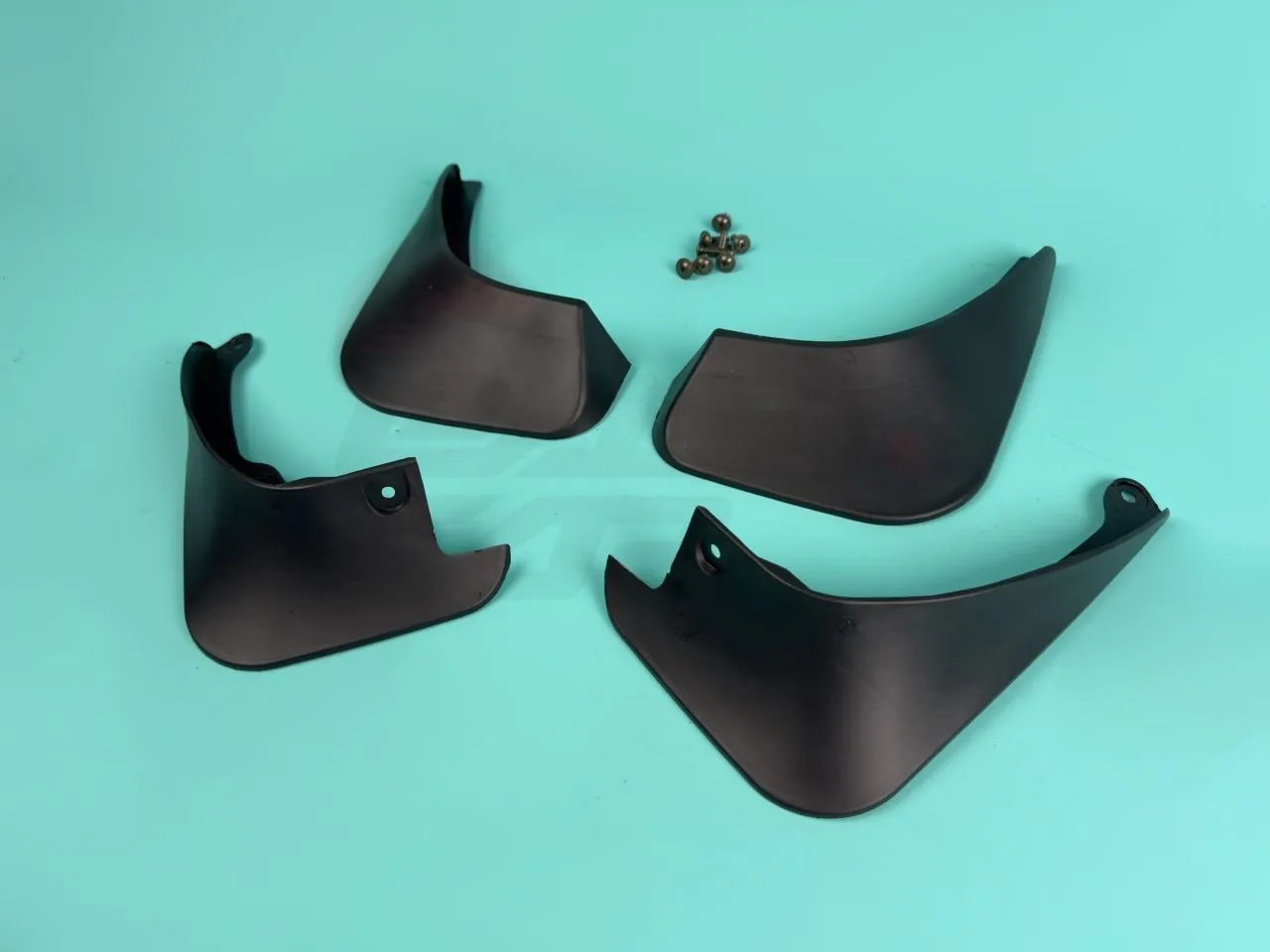 Брызговики Toyota Vitz 90 2005-2010г