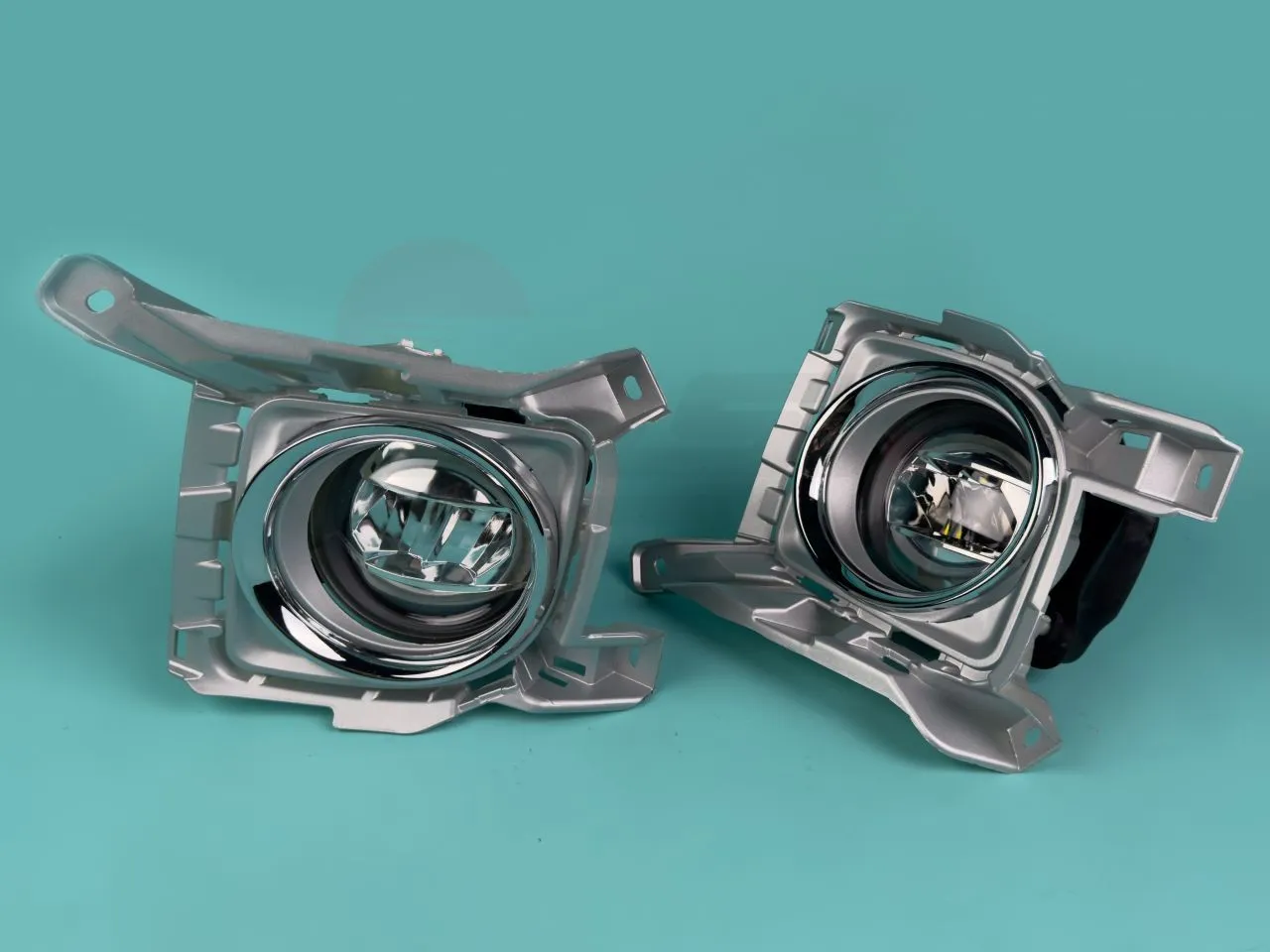 LED Туманки Land Cruiser 200 2012-2015г
