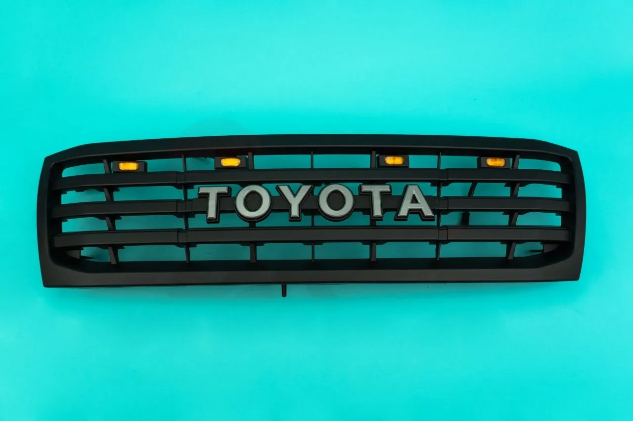 Решетка радиатора Land Cruiser 100 03-05 USA Style