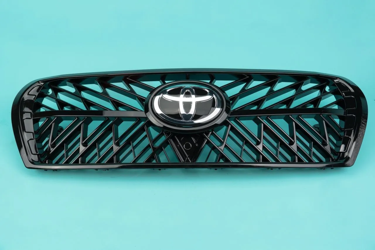 Решетка Land Cruiser 200 2007-2015г TRD