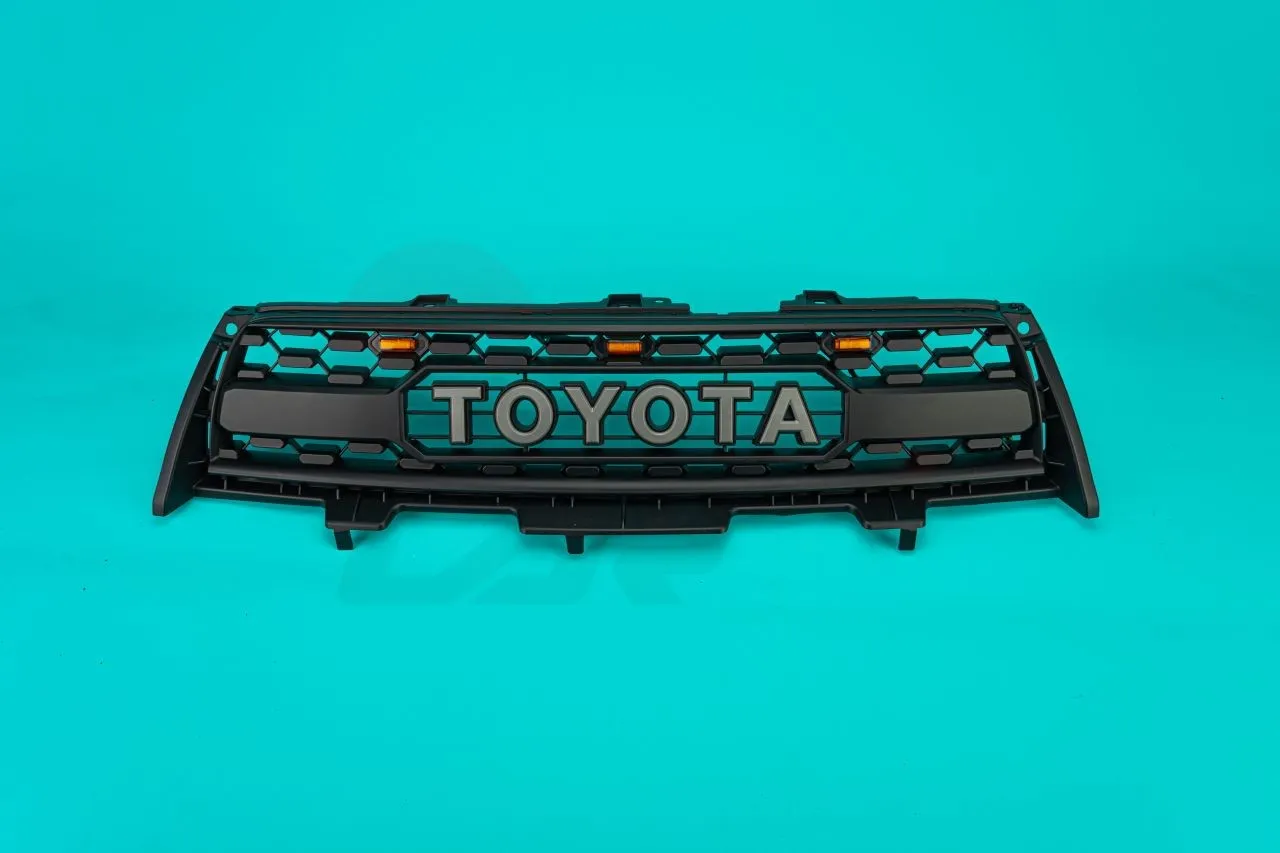 Toyota Rav4 xa30 2008-2013г Решетка радиатора