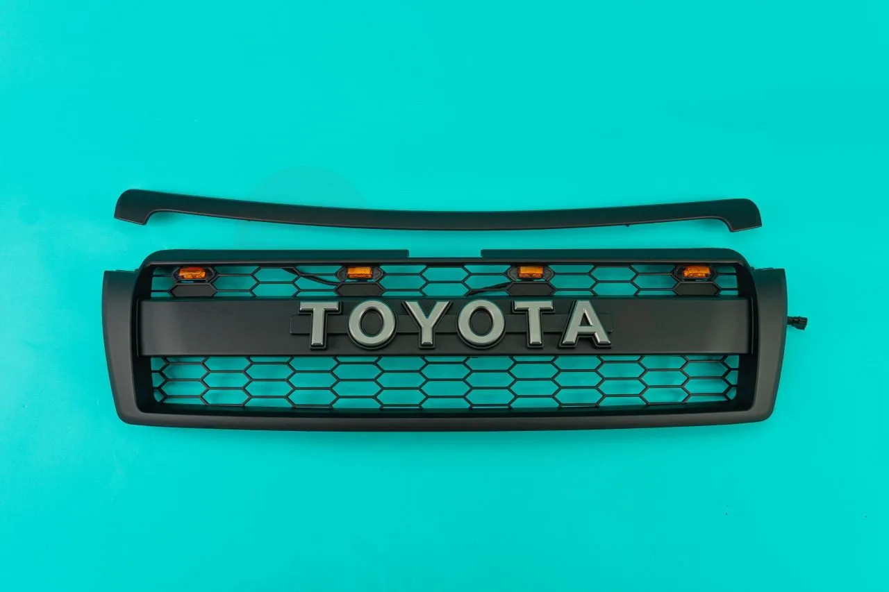 Toyota Land Cruiser Prado 150 Решетка радиатора 1м