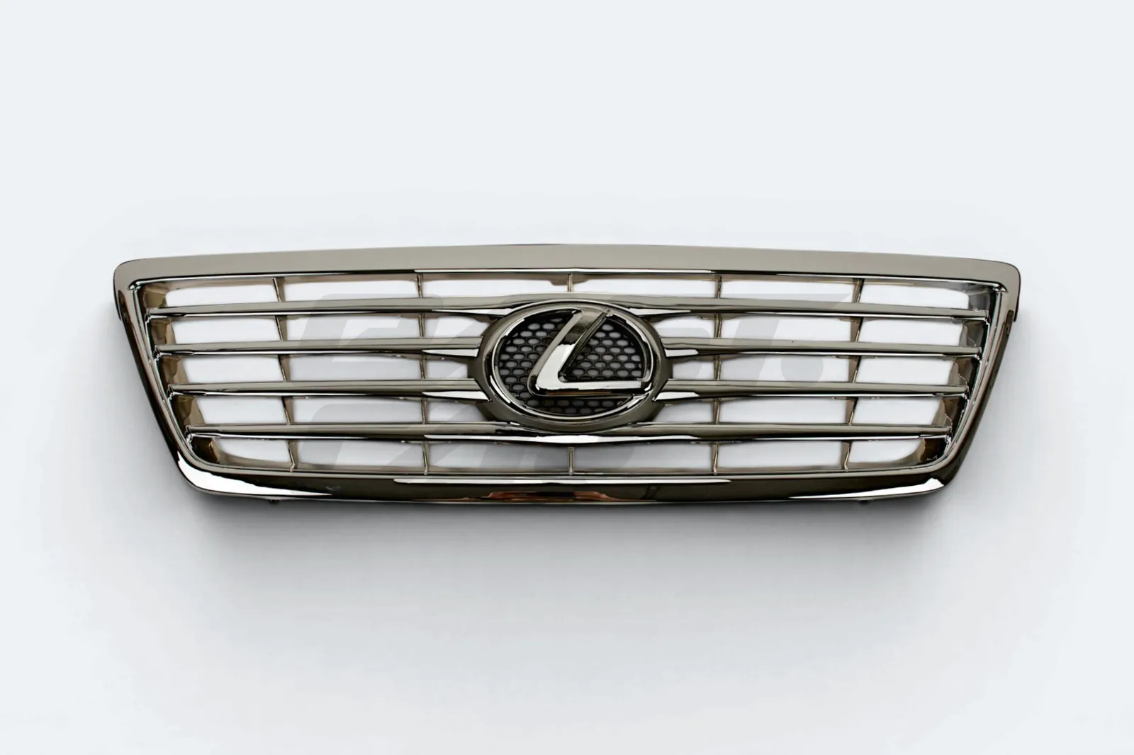 Решетка радиатор Lexus LX470 2002-2007г ХРОМ
